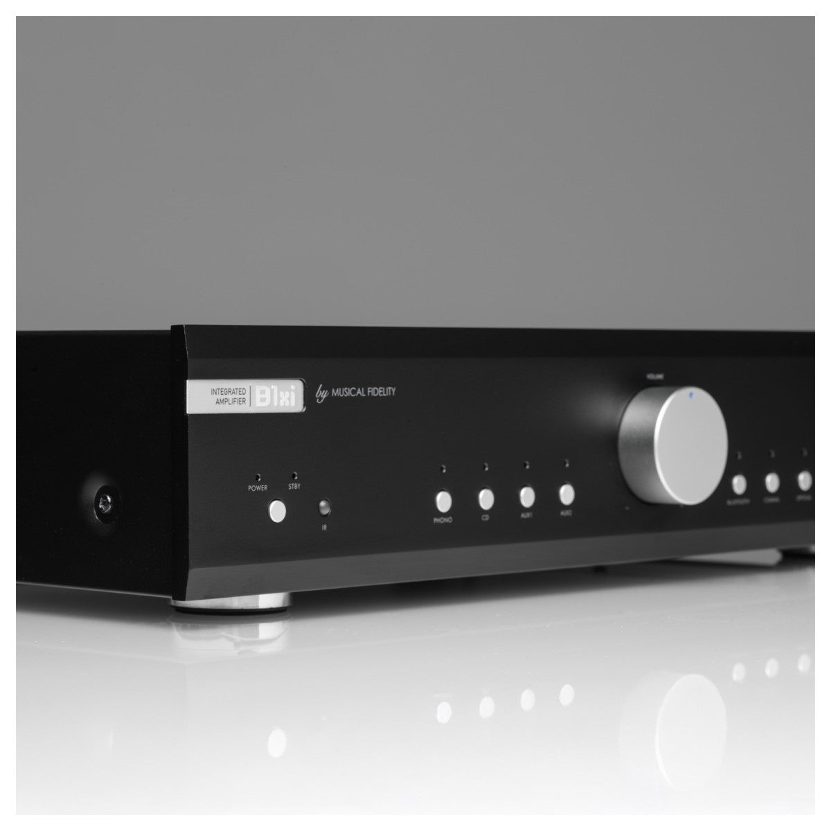 Musical Fidelity B1xi Integrated Amplifier with Klipsch R-800F Floorstanding Speakers Pair Black HiFi Package